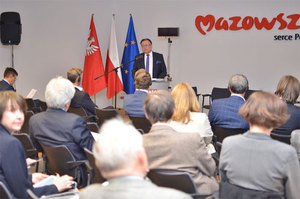 Ilustracja: O innowacjach w informacji przestrzennej na mazowieckim seminarium